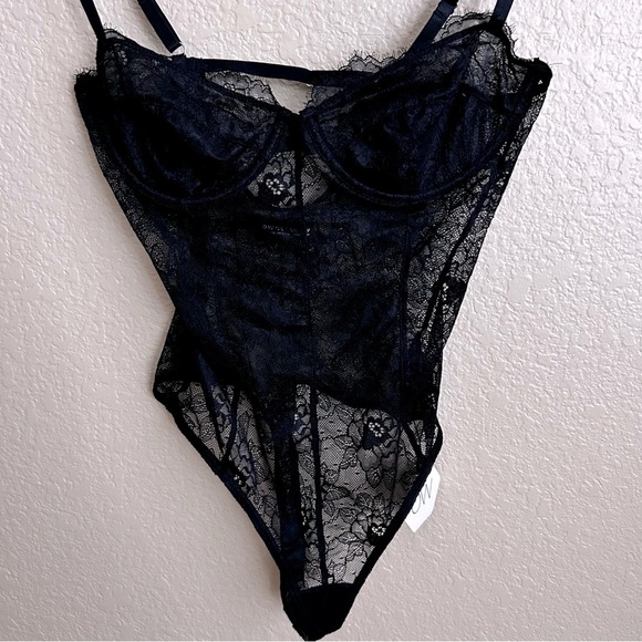 Revolve OW Collection Black Layce Bodysuit - Picture 5 of 9